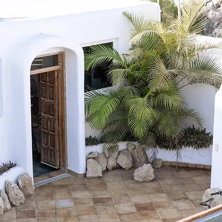 Hostel The Tree House Tenerife El Médano